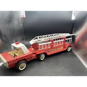 Vintage Buddy L Fire Truck . Ladder Truck Pressed Steel Toy For Parts / Repair